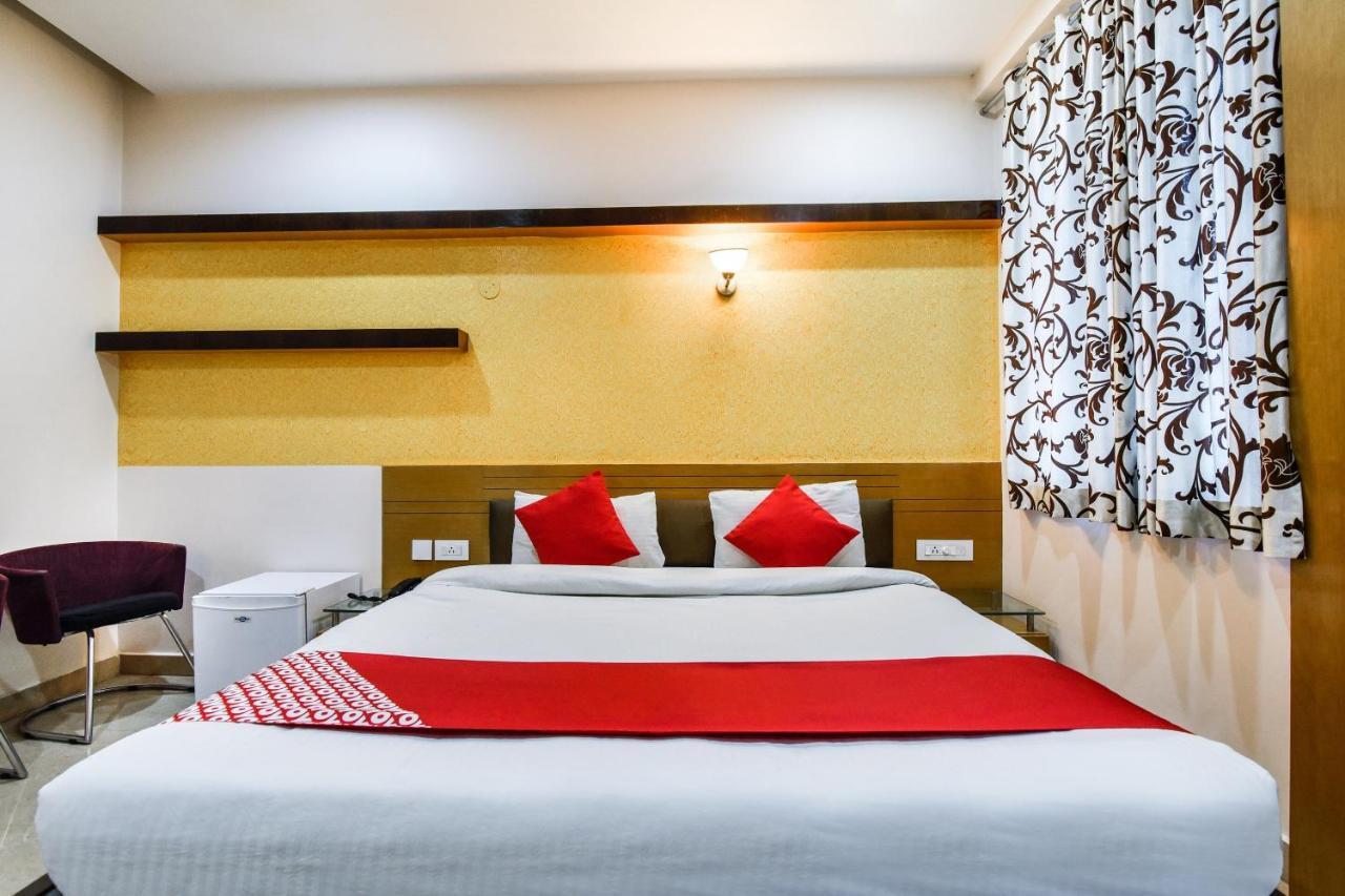 Oyo 30414 Hotel Us Residency Aurangabad  Экстерьер фото
