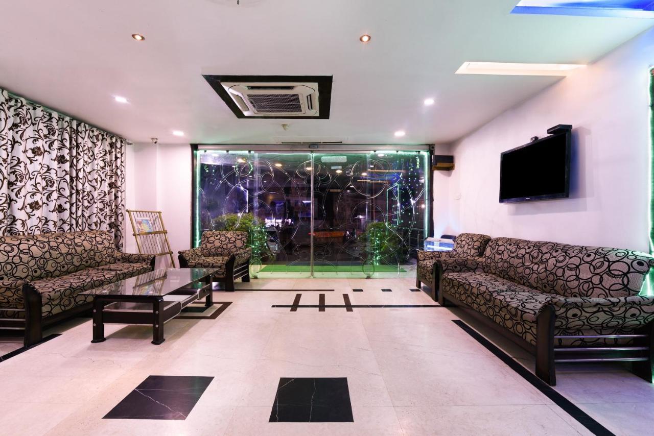 Oyo 30414 Hotel Us Residency Aurangabad  Экстерьер фото